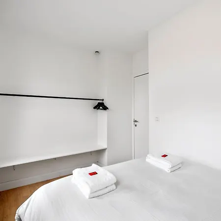 아파트 Duplex In The Heart Of Center For 4 People *